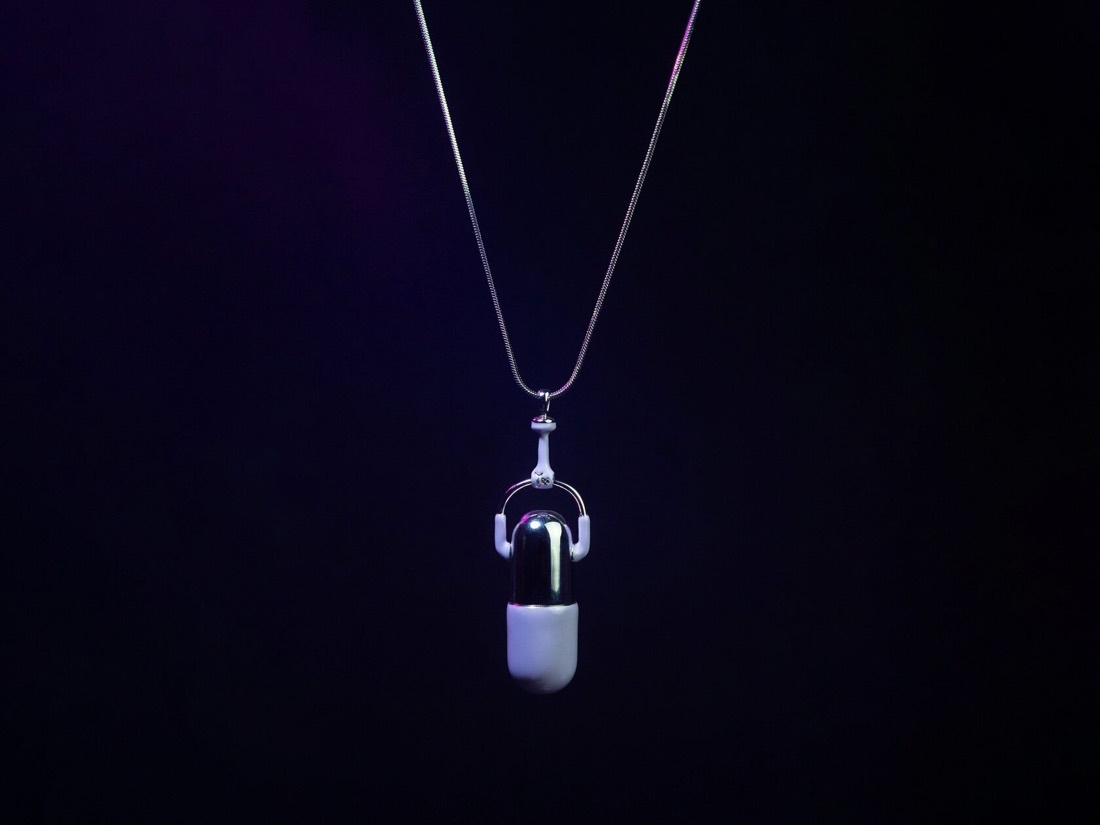 Pill Jewelry — другой ракурс